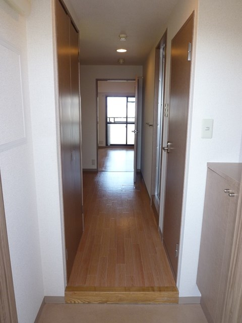 サウザンドマイルズアーク  玄関