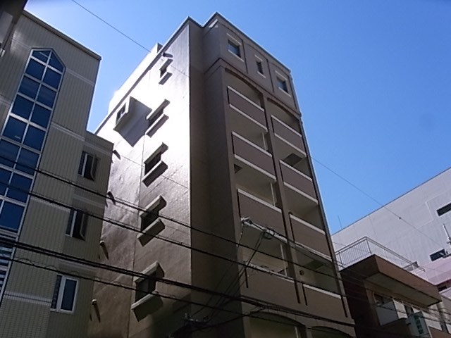 アダージオ 外観