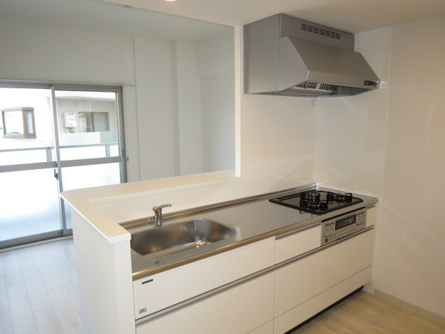 グランブルー高槻 キッチン