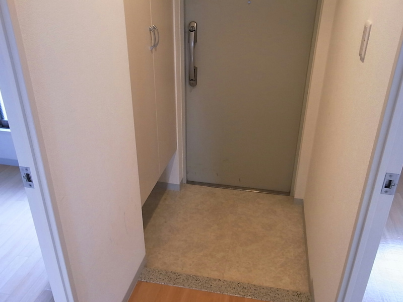 ルミナスベガ 玄関