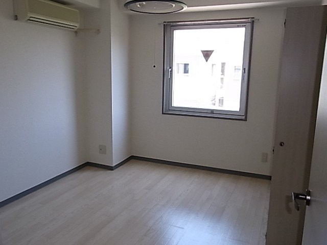 ヴィラージュ城北 ベッドルーム