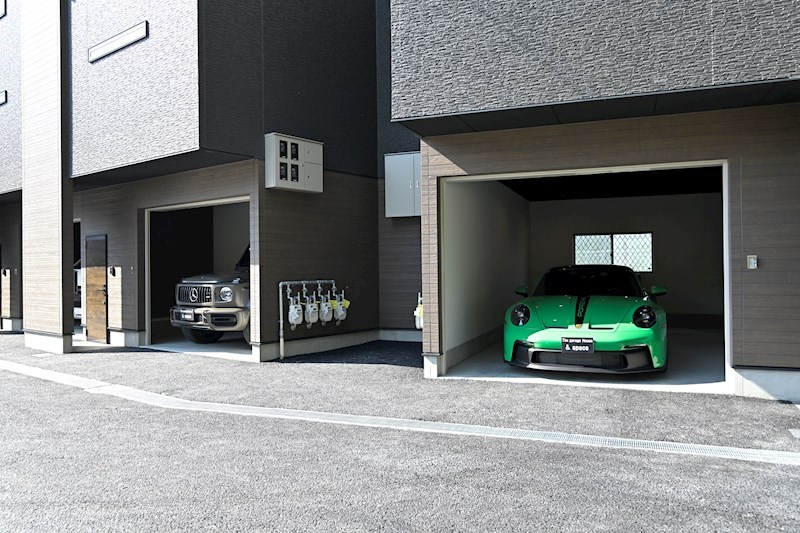 【事務所ガレージハウス】&amp;amp;Space茨木（アンドスペース茨木） 玄関