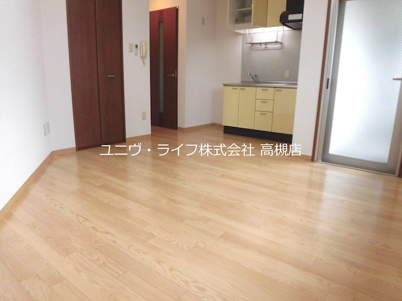 アージュ高槻 リビング