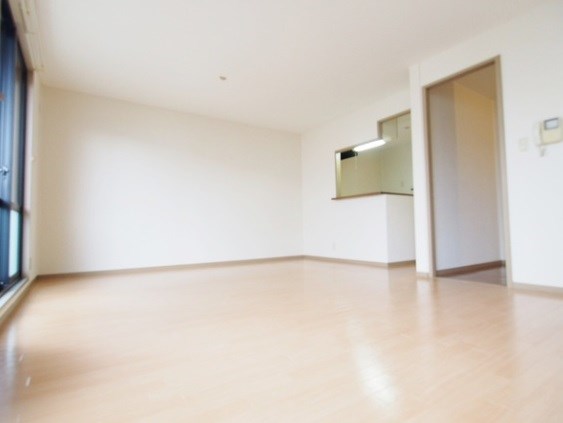 ウインディア五百住B リビング