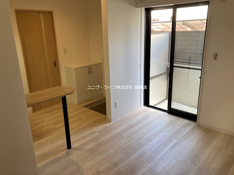 メゾン高槻Ⅱ号館 リビング