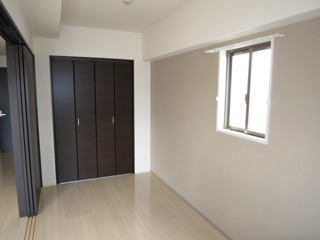 メイビスタ高槻  ベッドルーム