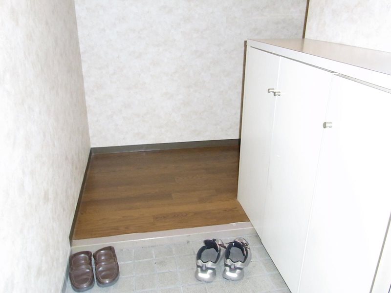 メゾンフラグランス 玄関