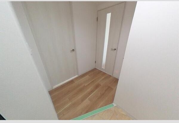 プレステージ14番館 玄関