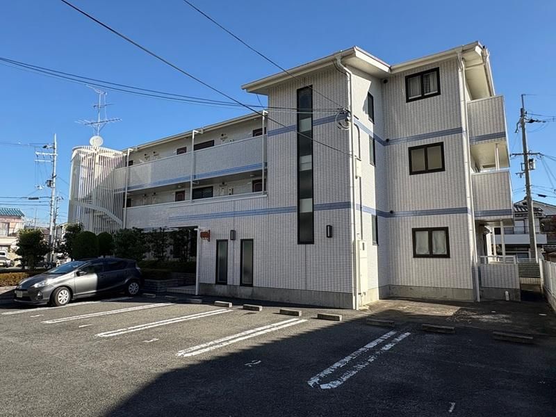 ファミール２号館 外観