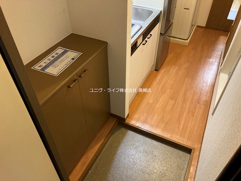 ジュネスコート 玄関