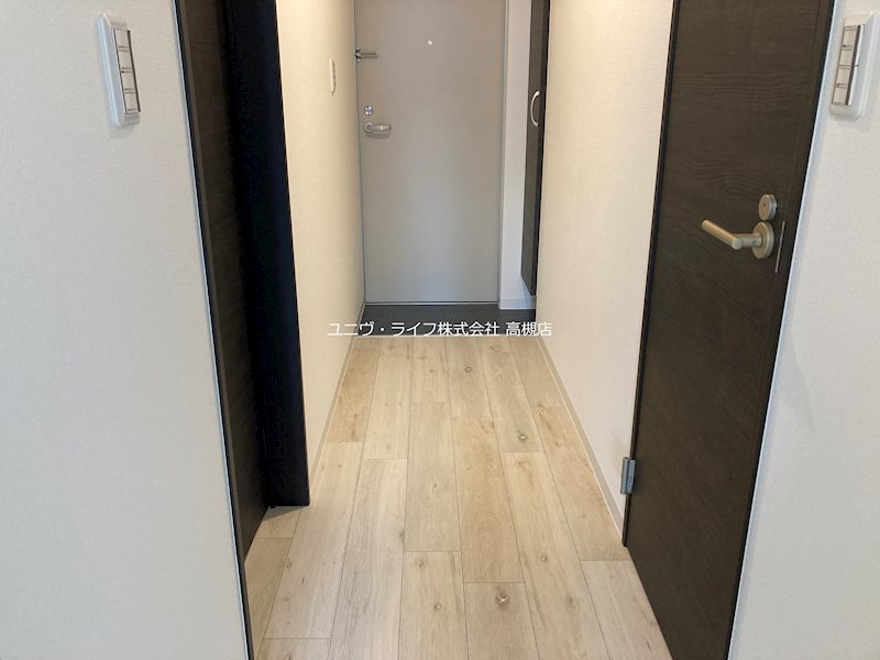 ジーメゾン高槻ウエスト  玄関