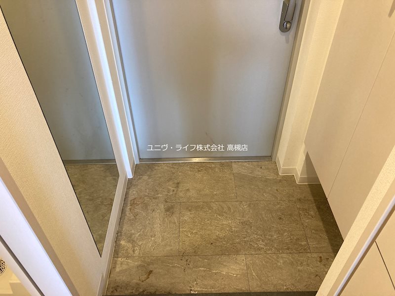 deww（デュウー） 玄関