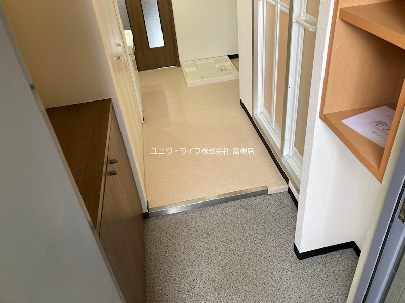 ロイヤル高槻 玄関