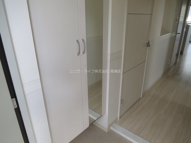 ネオコート上土室 玄関