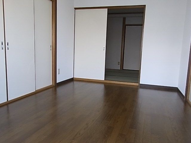 ＲＨＹＴＨＭ高槻野田 ベッドルーム