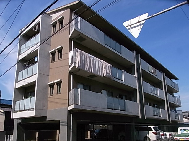モナヴェイル 外観