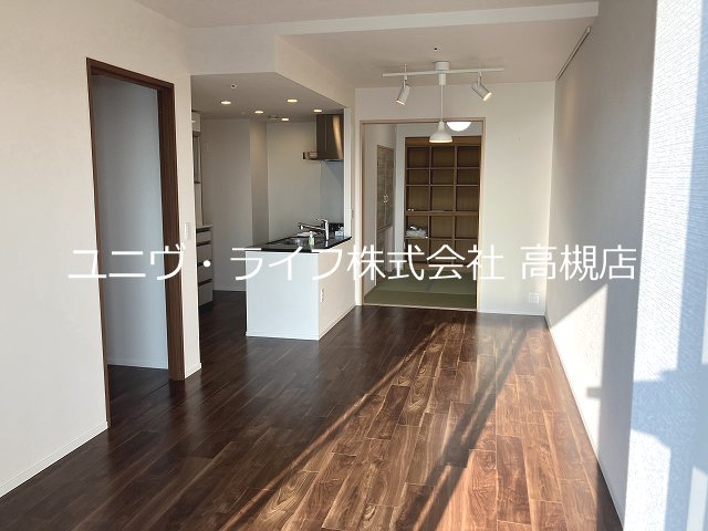 ジオ高槻ミューズレジス リビング