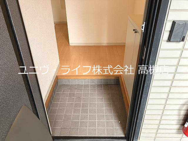 メゾン・ド・ユウ 玄関