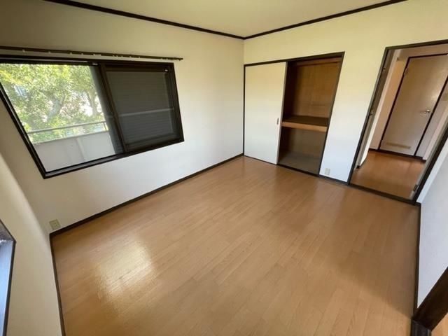 ドミールコウB棟 ベッドルーム