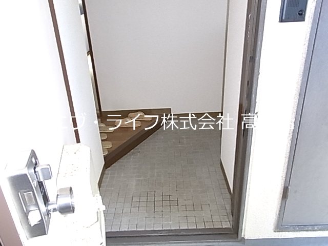 アサヒパークハイツ 玄関