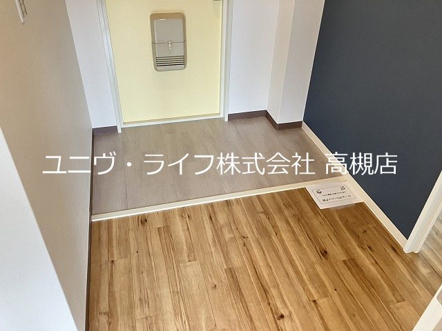 ESTグリーンハイツ高槻 玄関