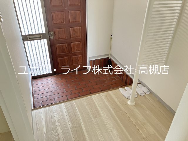 郡家新町テラスハウス 玄関