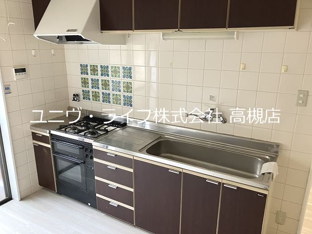 郡家新町テラスハウス キッチン