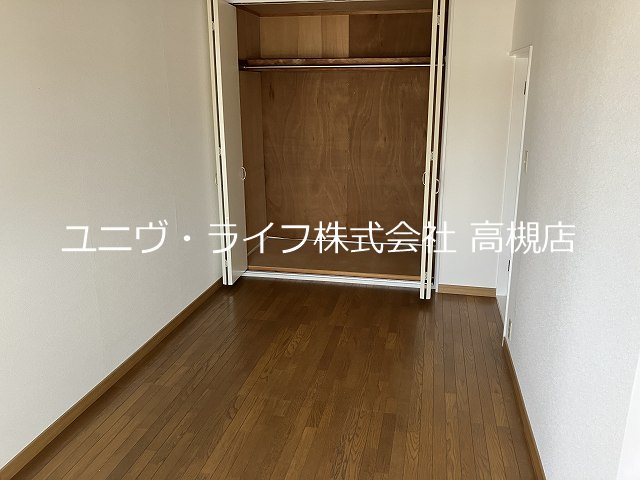 郡家新町テラスハウス ベッドルーム
