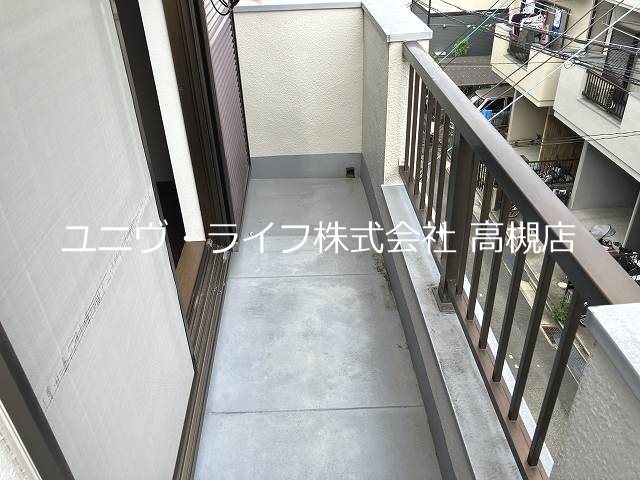 郡家新町戸建賃貸 ベランダ