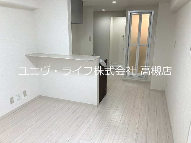 光栄ハイツ芥川 リビング