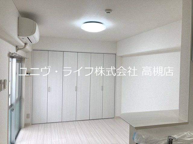 光栄ハイツ芥川 ベッドルーム