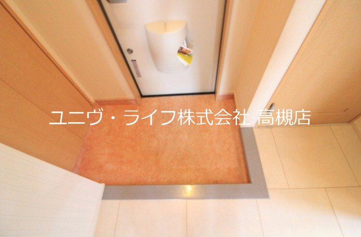 ハイツ氷室１号館 玄関