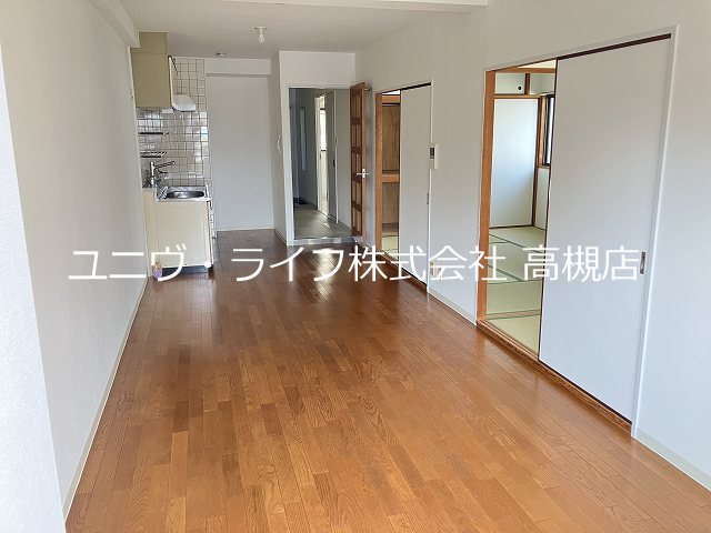 ネオドムール高槻 リビング