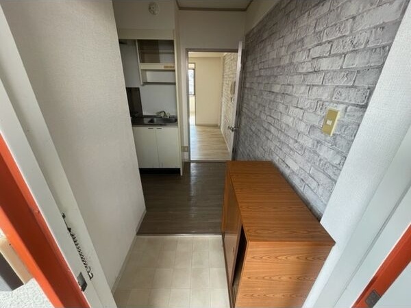 高槻グランドハイツ 玄関