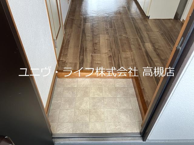 メゾンレヴェーユ 玄関