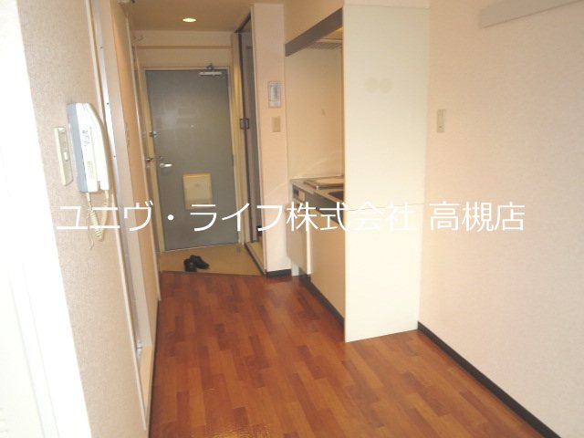 ハイツタナカ 玄関