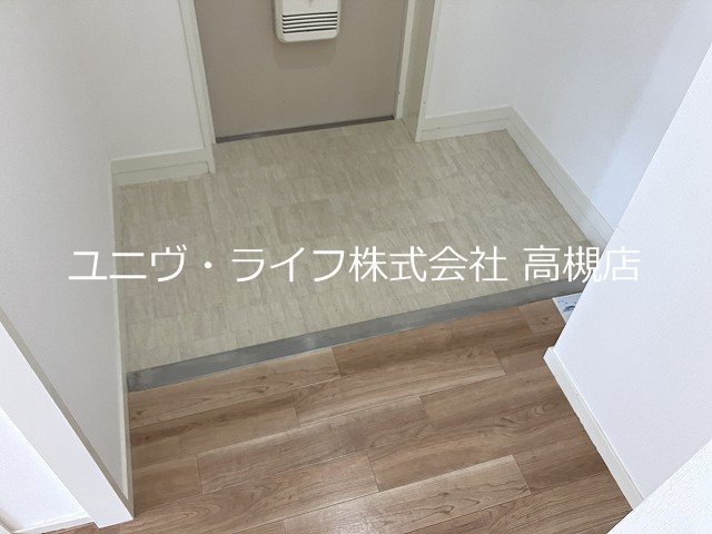 メゾンティックⅡ 玄関