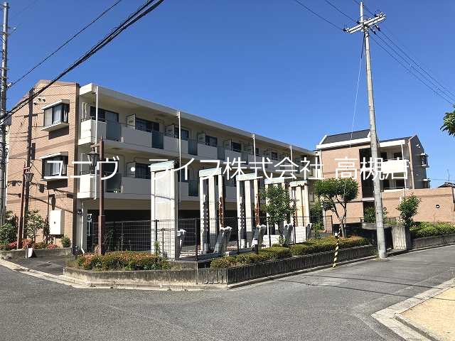 ロイヤルハイツ 外観