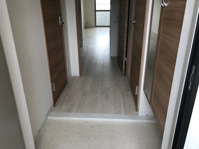 ハルシオーネ 玄関