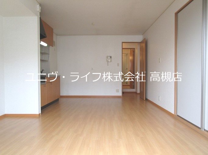 ハイアーグラウンドB棟 リビング