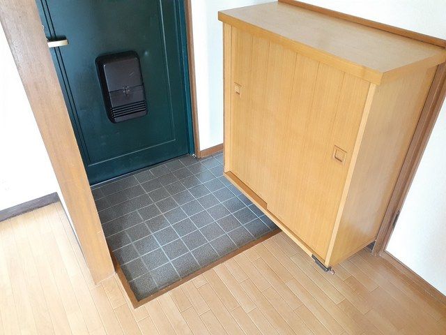 マンション伊吹 玄関