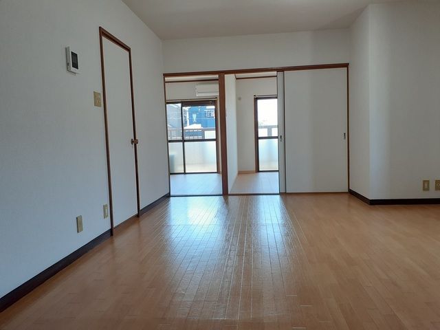 マンション伊吹 リビング