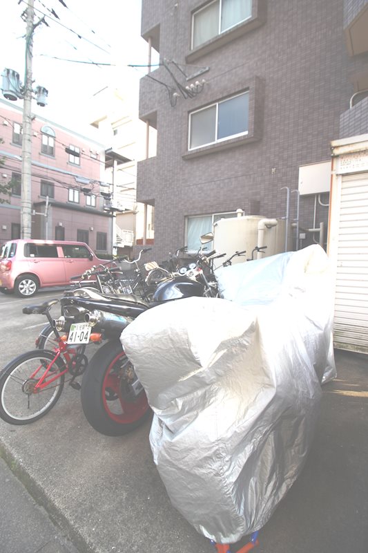 鹿児島県鹿児島市下荒田２丁目38-13 駐車場