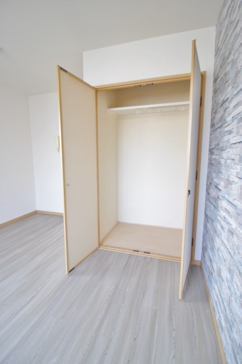 ハイツサンサン 収納