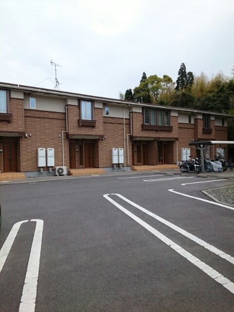 鹿児島県鹿児島市岡之原町107-7 駐車場