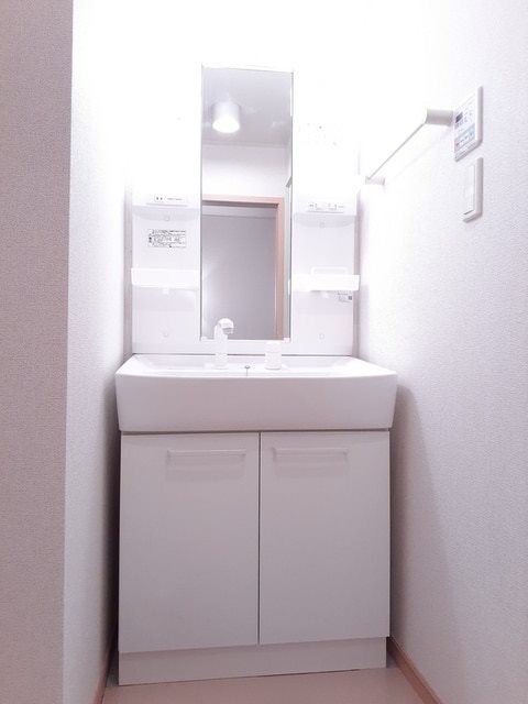 鹿児島県鹿児島市光山１丁目15-31 洗面所