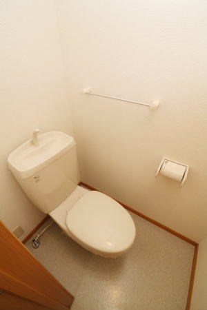 鹿児島県日置市東市来町長里27-3 トイレ