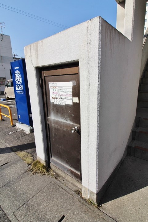 Ｔビル エントランス