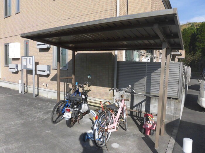 鹿児島県日置市伊集院町下谷口1054-1 その他共有部分