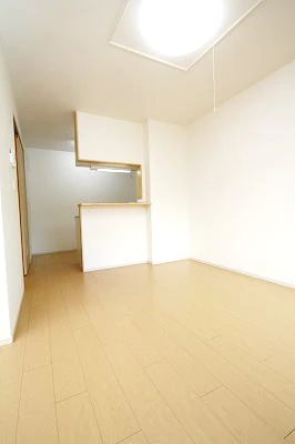 鹿児島県鹿児島市山田町2668-5 リビング